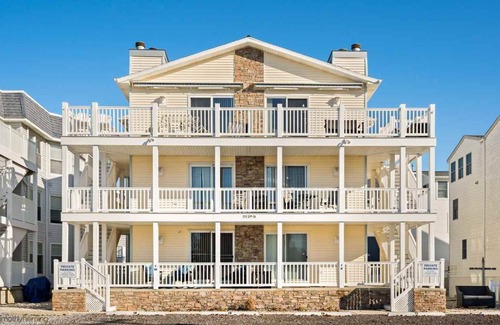 Sea Isle City Copropriété | Un bloc et demi à la plage, Wawa, restaurants et bars. LOCATION SAISONNIÈRE
