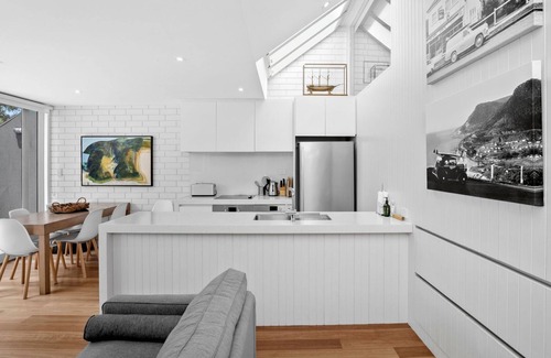 Lorne Appartement | UN À HUIT - Classe pure, emplacement parfait