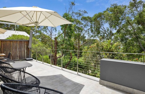 Lorne Appartement | UN À HUIT - Classe pure, emplacement parfait