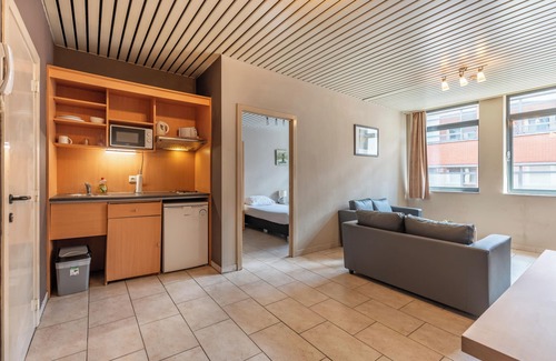 Begijnhof's Wijk Appartement | One Bedroom Apartment near North Station