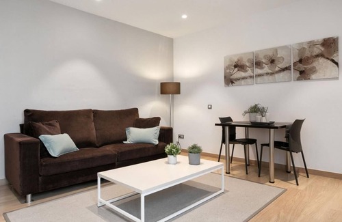 Dreta de l'Eixample Appartement | Situé dans un bel immeuble sur la Gran Vía à Barcelone