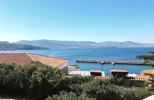Mithimna Appartement | One bedroom apartment with sea view in Molyvos