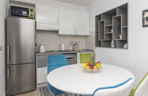 Brela Appartement | Appartement d'une chambre avec la terrasse et la vue sur le mer Brela, Makarska (A-11687-b)