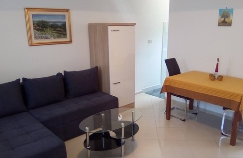 Valun Appartement | Appartement d'une chambre avec le balcon et la vue sur le mer Valun, Cres (A-386-b)