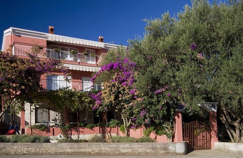 Poljana Appartement | Appartement d'une chambre avec le balcon et la vue sur le mer Poljana, Ugljan (A-8473-b)