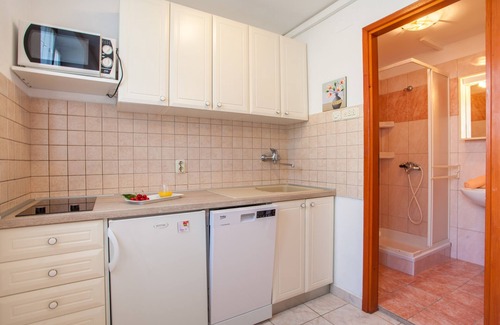 Cres Appartement | Appartement d'une chambre avec la terrasse Cres (A-7983-a)