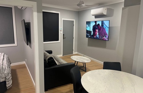 Adamstown Heights Appartement | One Bedroom Deluxe Apartment
