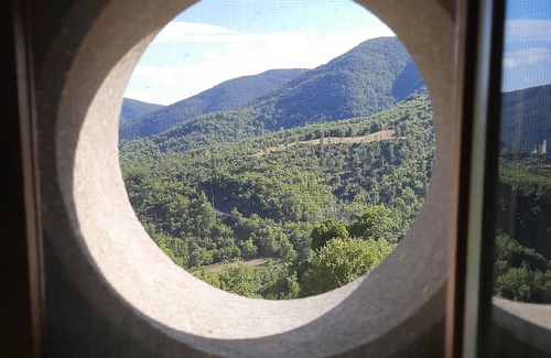 Cortona Cottage | One Bedroom Barn in a Medieval Hamlet