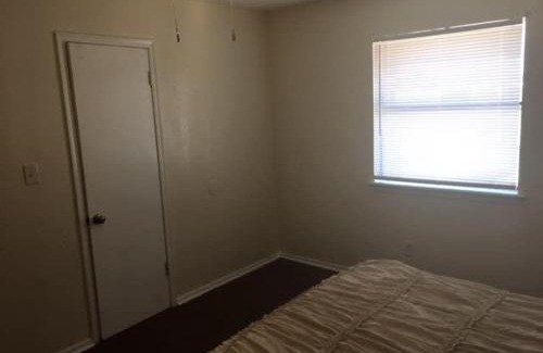 Lawton Appartement | One bedroom close to Fort Sill!