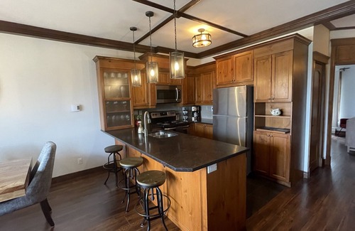 Mont-Tremblant Copropriété | Les Manoirs, Mont-Tremblant, Condo 1 chambre avec foyer, Ski out