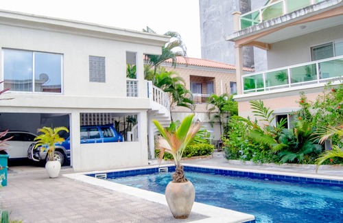 Pointe-Noire Appartement | ONE BEDROOM FLAT IN DOWNTOWN NEAR THE SEA
