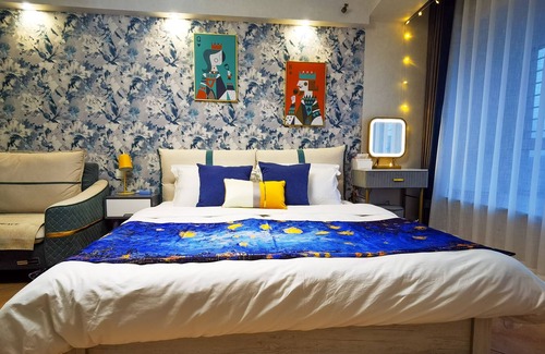 Hohhot Appartement | One Bedroom Studio Apartment in Hohhot CBD CITYMALL King Size Bed