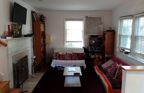 Glover Park Appartement | One bedroom w/bath, Close to Georgetown and Amer. U. Safe area w/nightlife.