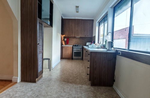 Melbourne Maison | One Family Suite in Melbourne｜Walk to Camberwell Market & Deakin｜Free Parking