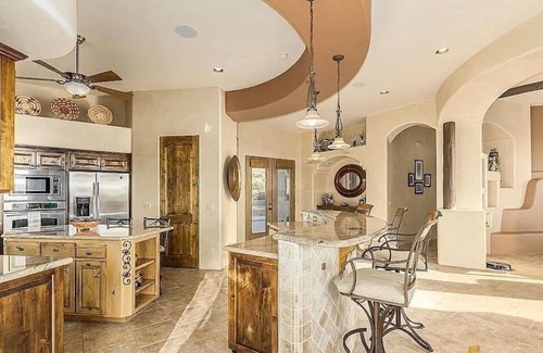 Gold Canyon Maison | One of a Kind Secluded Home w/Pool in Gold Canyon: Captivating Views All Around