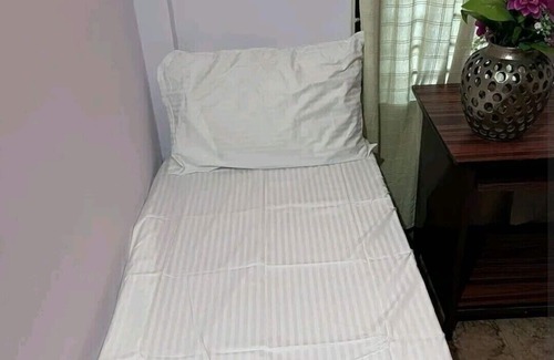 Ramamurthy Nagar Appartement | One Private room with hall and kitchen-Fully furnished
