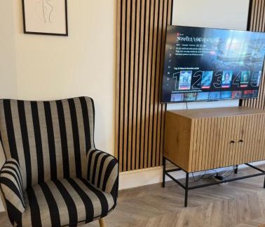 Resita Appartement | One Room Apartment- Self Check-in 24h