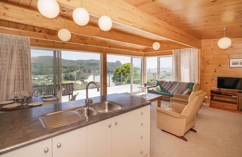 Onemana Maison | Onemana Lookout - Onemana Holiday Home