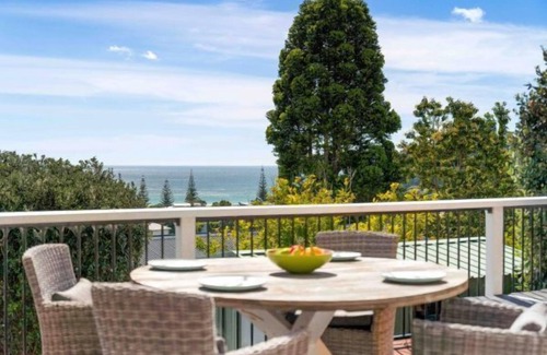 Onemana Maison | Onemana Retreat - Sea Views