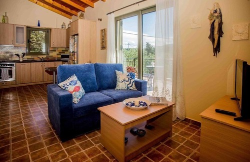 Antipata Appartement | Seulement 3 km de la célèbre baie de Fiskardo