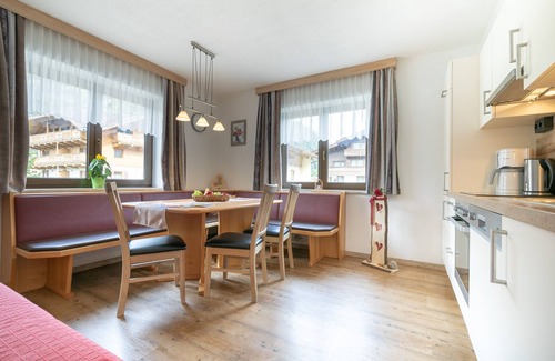 Zell am Ziller Appartement | à seulement 2 minutes à pied du téléphérique de Rosenalm - Zillertal Arena - WiFi gratuit