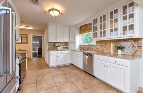 Grapevine Maison | Only Minutes to Historic Grapevine, Walking Distance to Grapevine Lake
