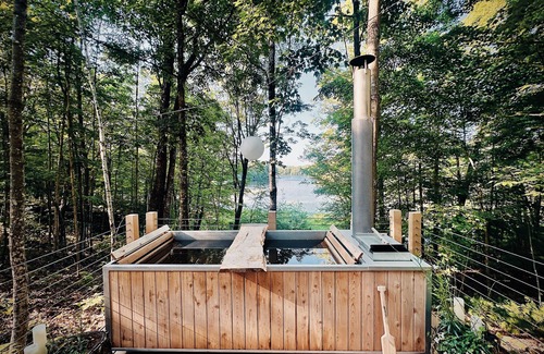 New Auburn Maison | Open Air Outpost - Aldo Tiny Cabin