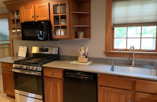 Camp Ellis Maison | Open Hearth - Saco Bay Rentals