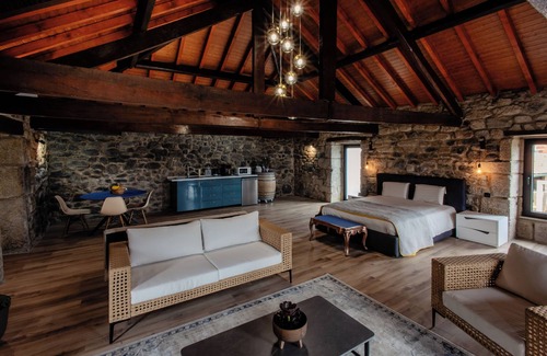 Lamego Maison | Open Space House with jacuzzi in Lamego, 5 minutes from the city center