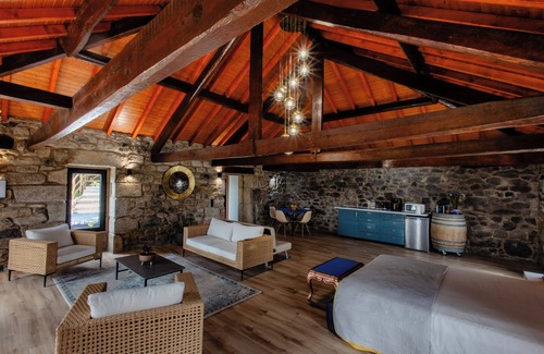 Lamego Maison | Open Space House with jacuzzi in Lamego, 5 minutes from the city center