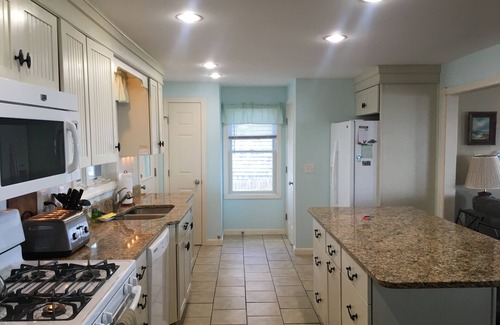 Wells Beach Maison | Open the Slider and you are on the Beach!