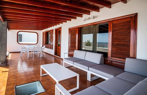 Playa del Cable Villa | OCCASION! Magnifique Villa au bord de la mer