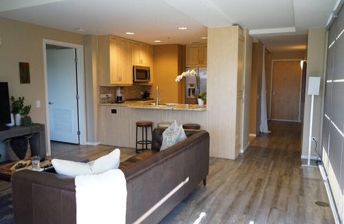 South Scottsdale Copropriété | Optimal Camelback, Scottsdale Luxury Condo Living All Year Round!