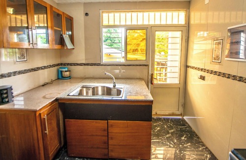 Gombe Appartement | Opulent Oasis: Luxurious 4 Bedroom Apartment