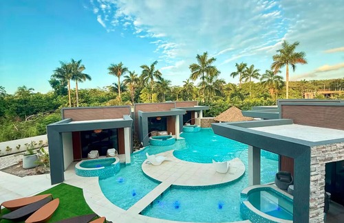St. Ann's Bay Villa | Opulenz DraxHall