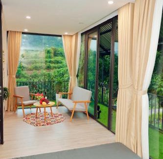 Cao Phong Autre | Ora Hill Retreat