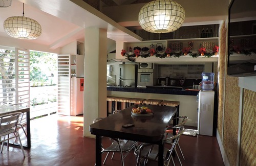 Puerto Princesa City Centre Lit Et Petit-Déjeuner | Orange Mangrove Pension House by SMS Hospitality