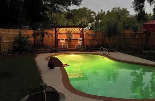 Edgar Maison | Orange Springs Oasis: Cabin, Pool & Adventure