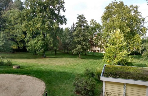 Vierkirchen Appartement | Orangery in Arnsdorf Castle Park - Holiday home