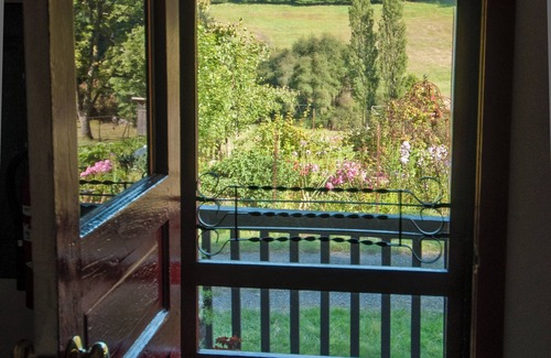 Olga Maison | Orcas charm @ Cherry Hill