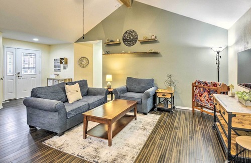 East Port Orchard Maison | 'Orchard Oasis' Retreat w/ Game Room!
