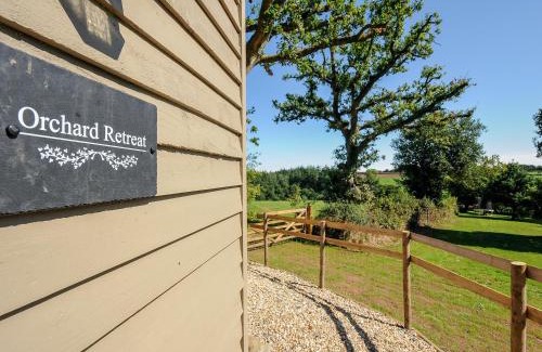 Worlington Maison | Orchard Retreat