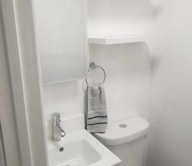 Collingdale Maison | Orchard Room by the Airport - Shared Space