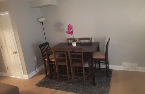 Collingdale Maison | Orchard Room by the Airport - Shared Space