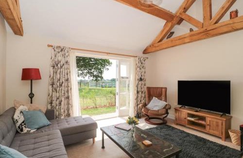 Moreton Maison | Orchard View