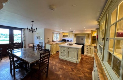 Lullington Autre | Orchardleigh Castle East, Orchardleigh Estate