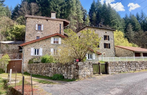 Mariac Maison | Orchidée 1 et 2_ départ de randonnées
