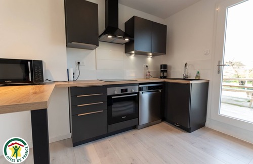 Juvigny Maison | Orgîte, location de gîte pouvant accueillir 8 personnes