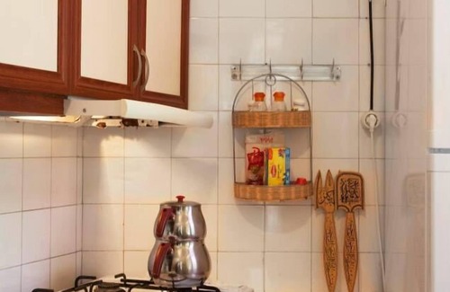 Adalar Maison | Orhan Kutbay'in Evi Turyolu Cafe Pansiyon