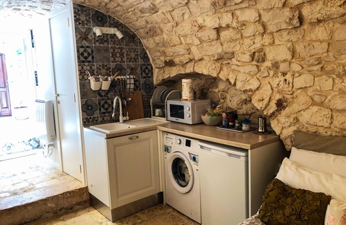 Conversano Appartement | Original dwelling totally made of stone and finely renovated. Pearl.